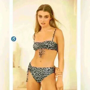 Dippin’ Daisy’s Britney Top & Angel Bottom